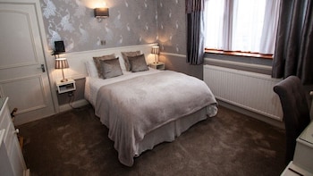 leeming wells