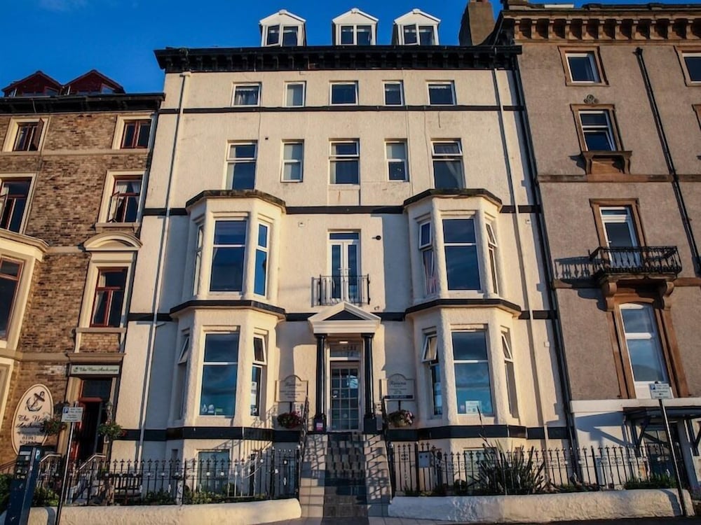 the riviera guest house