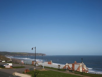 the riviera guest house