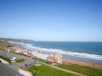 the riviera guest house