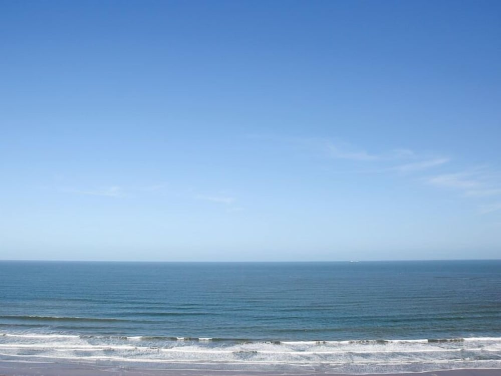 the riviera guest house