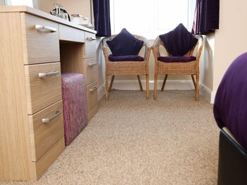 the riviera guest house