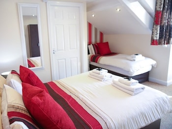 the riviera guest house