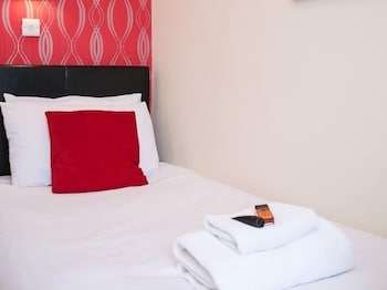 the riviera guest house