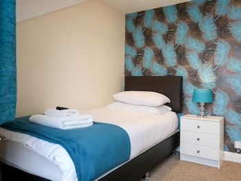 the riviera guest house