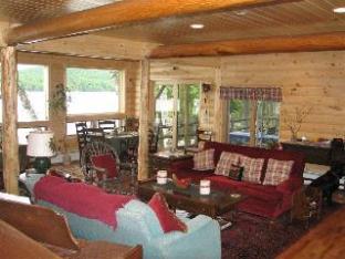 kiwassa lake bed and breakfast