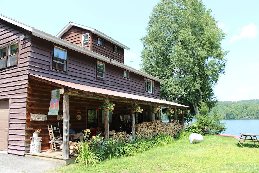 kiwassa lake bed and breakfast