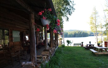 kiwassa lake bed and breakfast