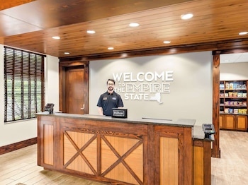 Hampton Inn & Suites Lake Placid,New York>>Lake Placid,3 star