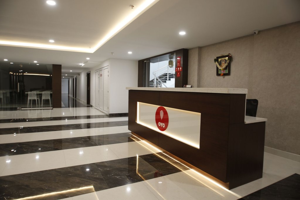 oyo 11411 d suites