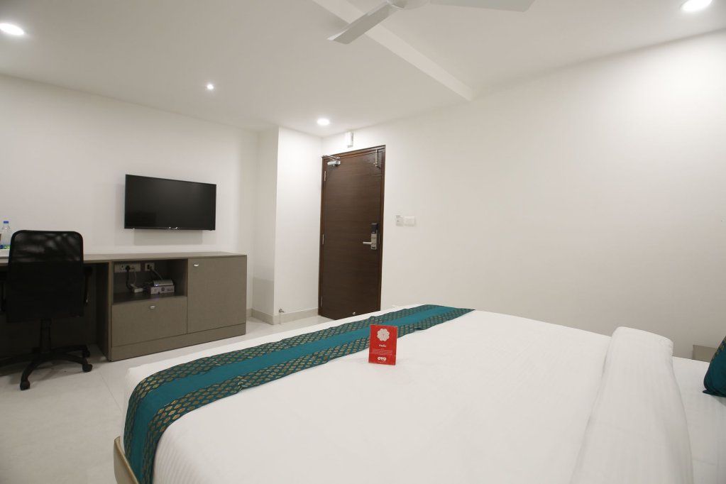 oyo 11411 d suites
