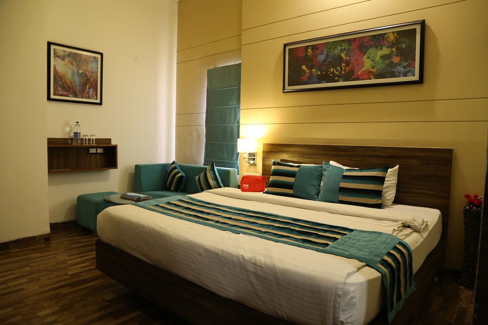 Hotel Kc Cross Road,Kalka>>Chandigarh,3 star