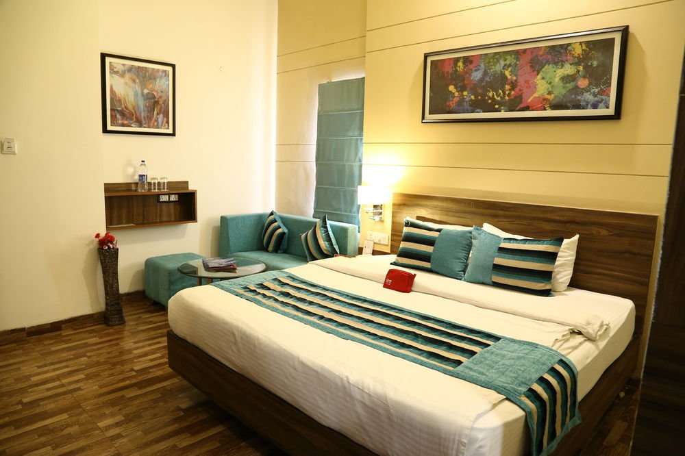 Hotel Kc Cross Road,Kalka>>Chandigarh,3 star