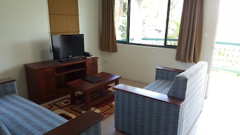 Hexagon International Hotel,Denarau Island>>Coral Coast,3 star