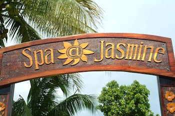 hexagon international hotel