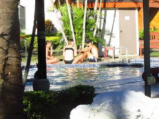 wailoaloa beach resort fiji