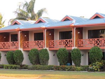 wailoaloa beach resort fiji