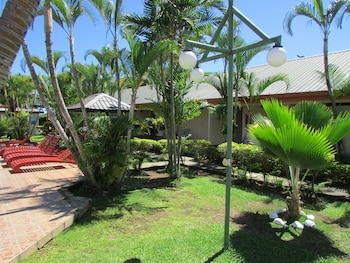 wailoaloa beach resort fiji