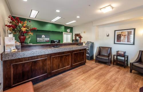 hometowne studios by red roof orlando south