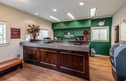 hometowne studios by red roof orlando south