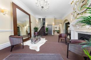 Harte And Garter,London>>Berkshire,2 star