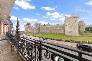 Harte And Garter,London>>Berkshire,2 star