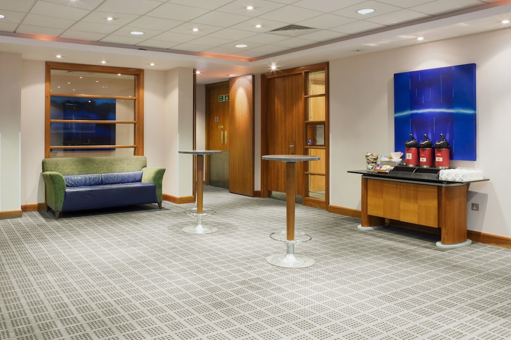 holiday inn rochester chatham by ihg