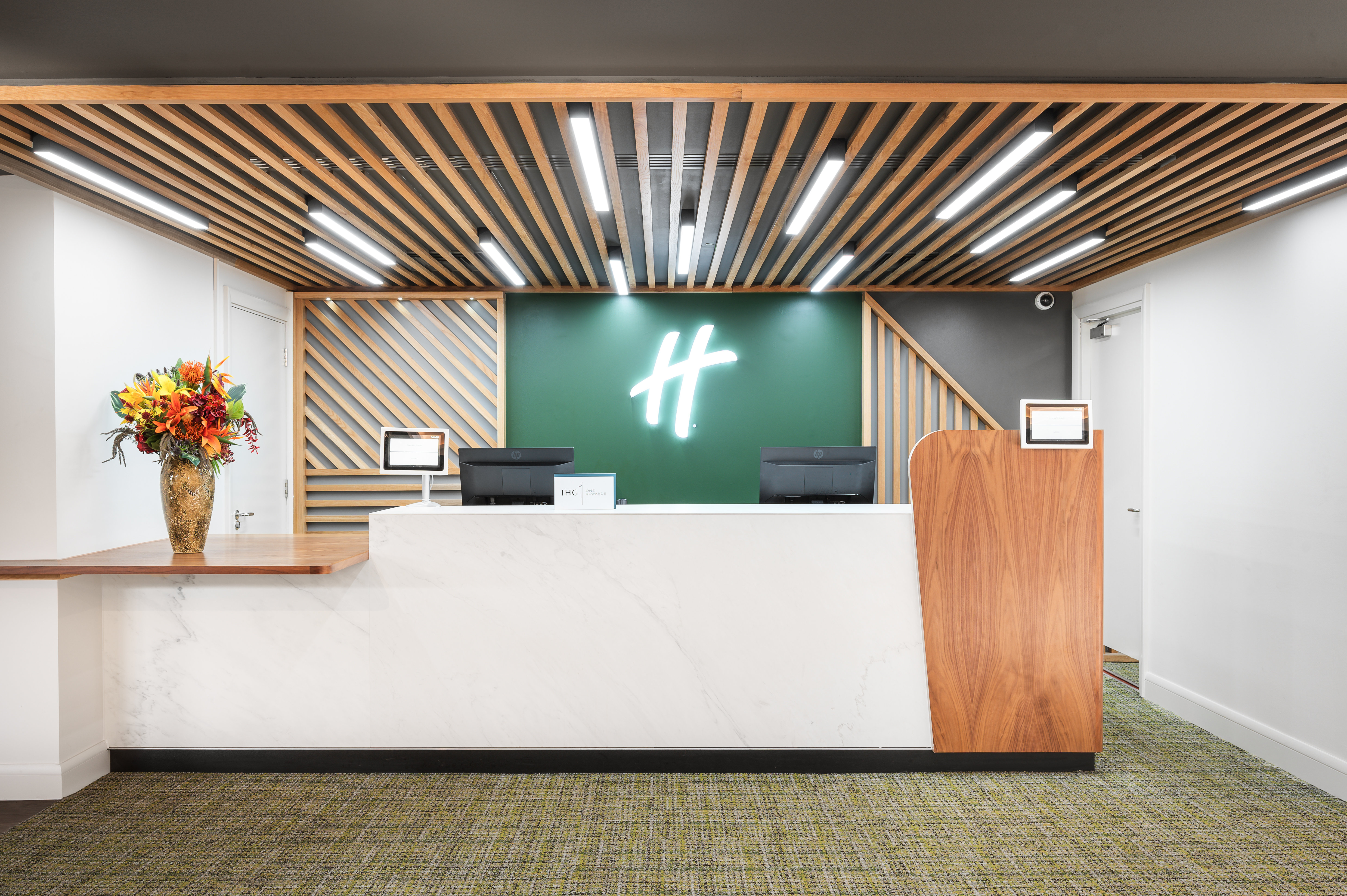 holiday inn rochester chatham by ihg
