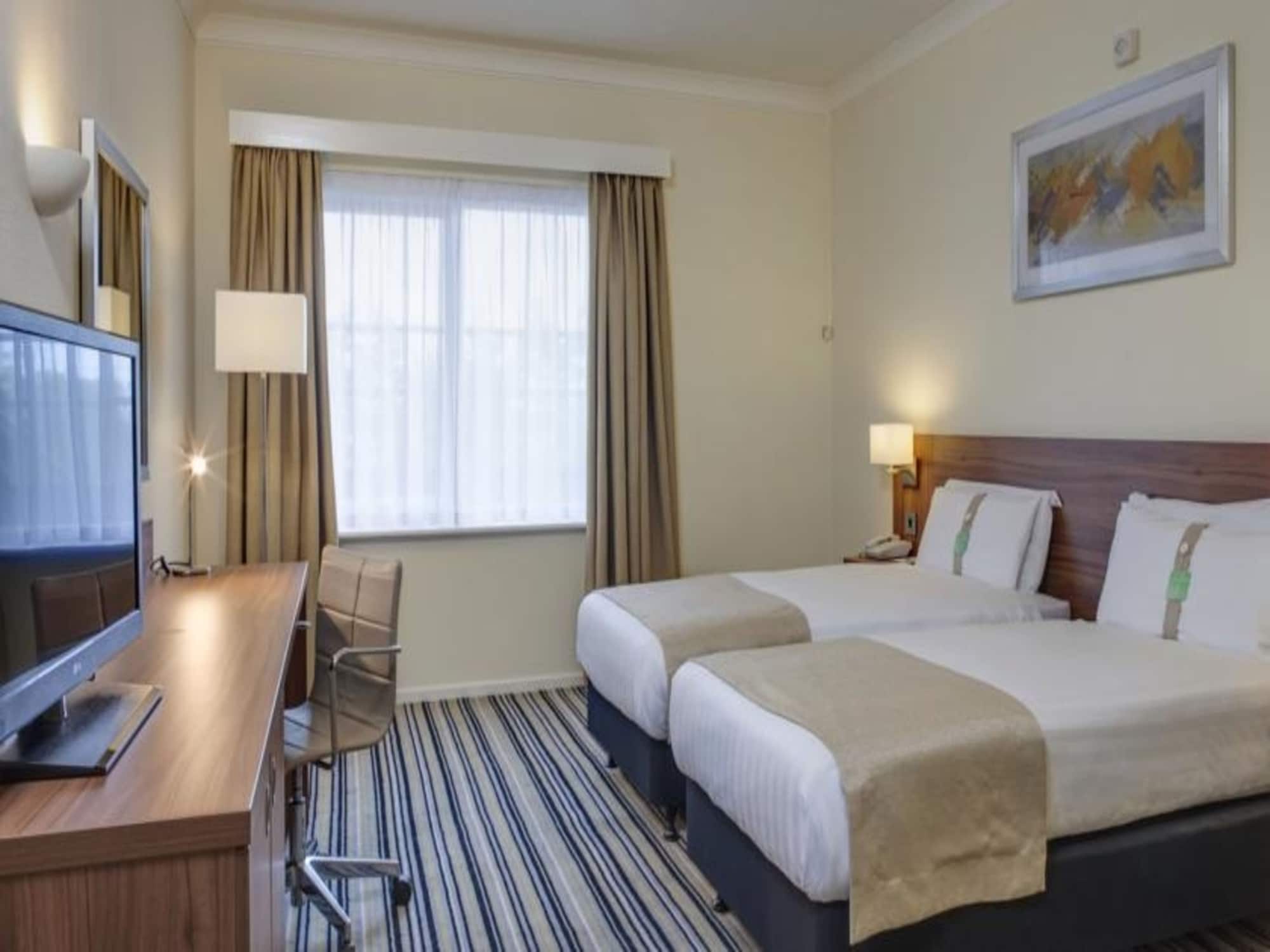 holiday inn rochester chatham by ihg
