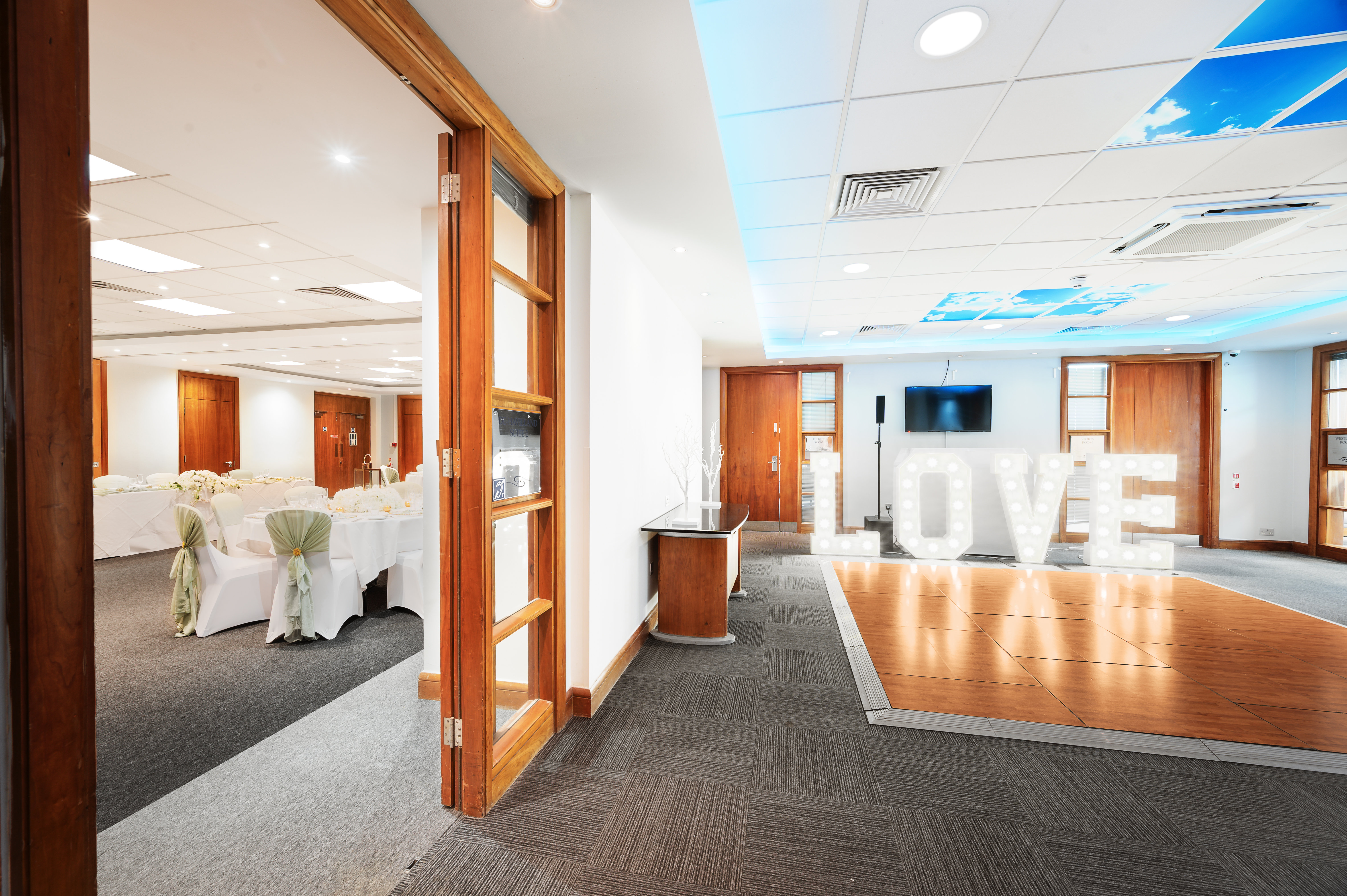 holiday inn rochester chatham by ihg
