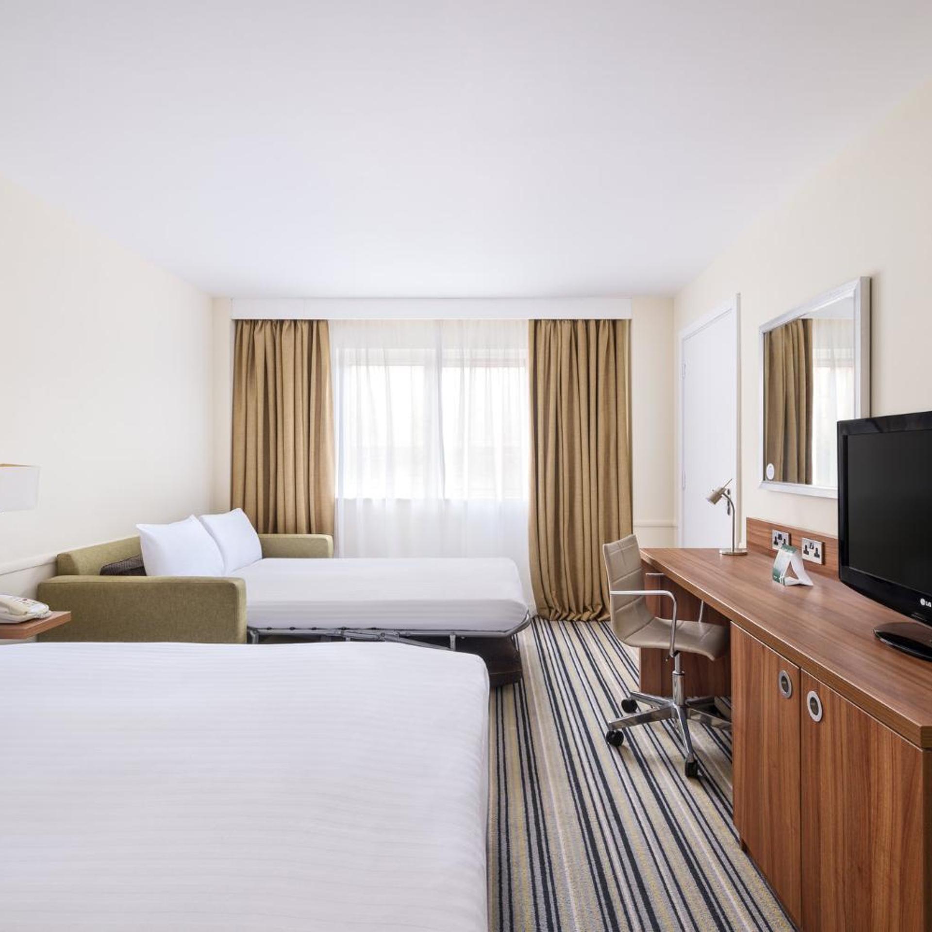 holiday inn rochester chatham by ihg