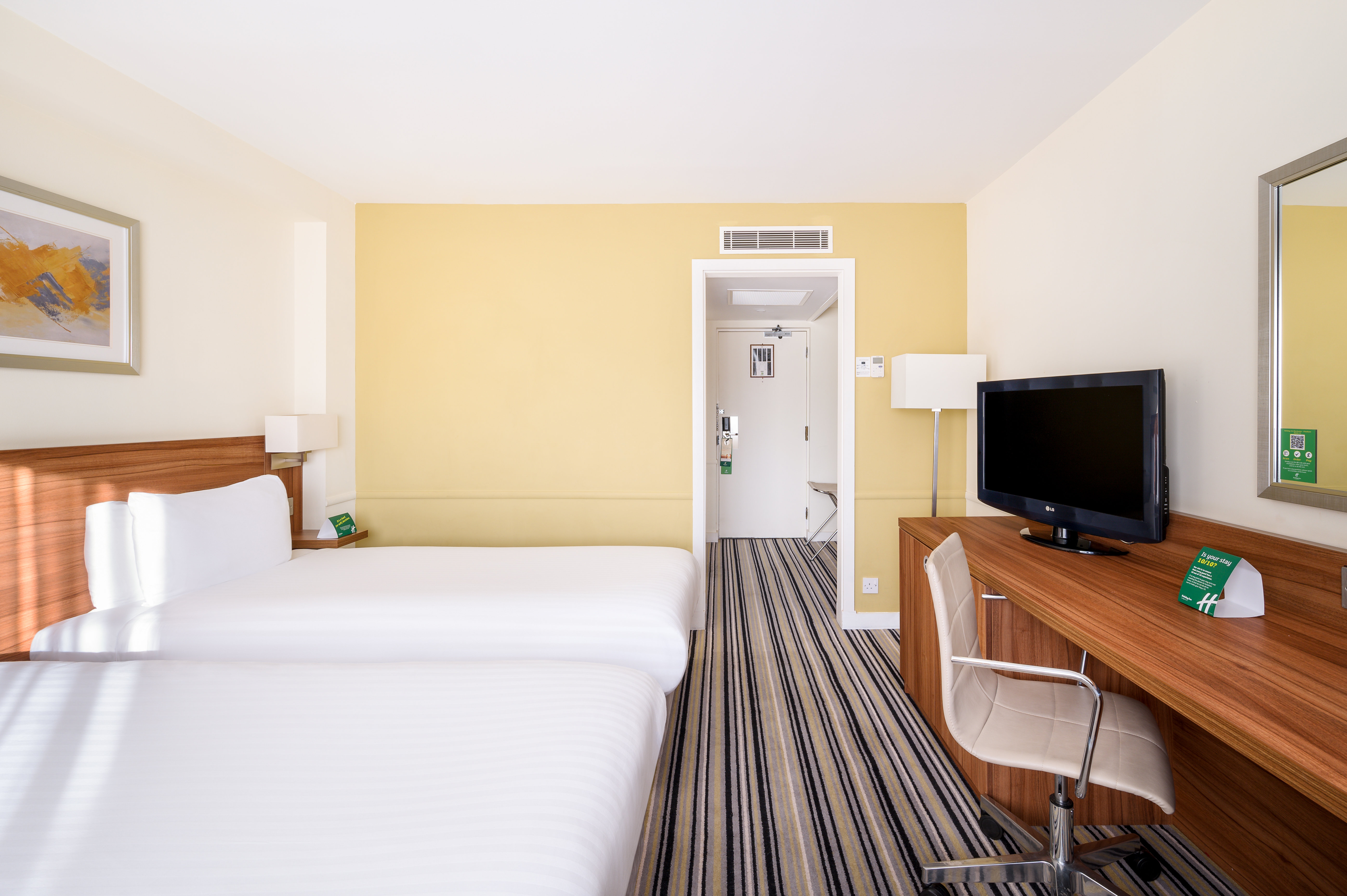 holiday inn rochester chatham by ihg