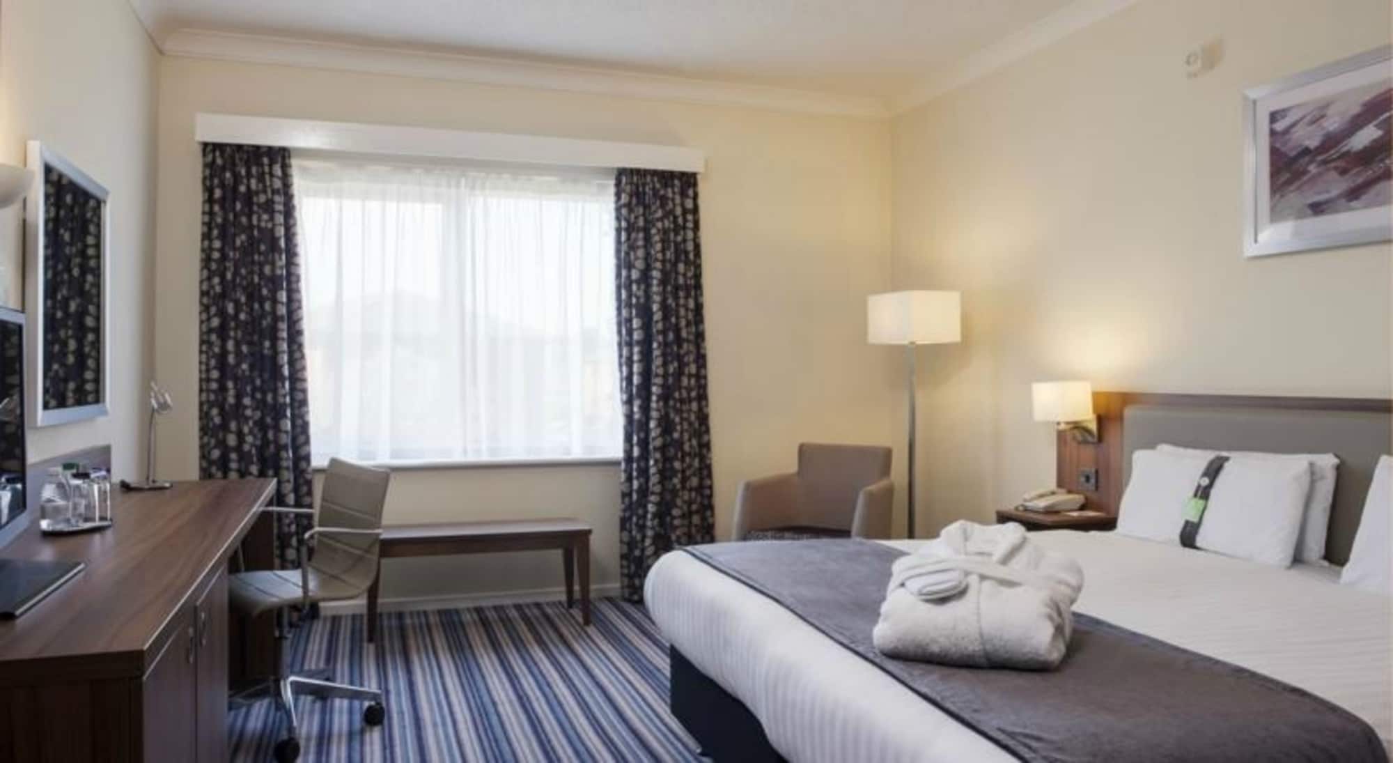 holiday inn rochester chatham by ihg