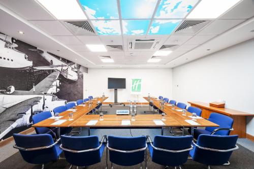 holiday inn rochester chatham by ihg