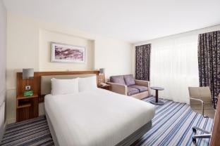 holiday inn rochester chatham by ihg