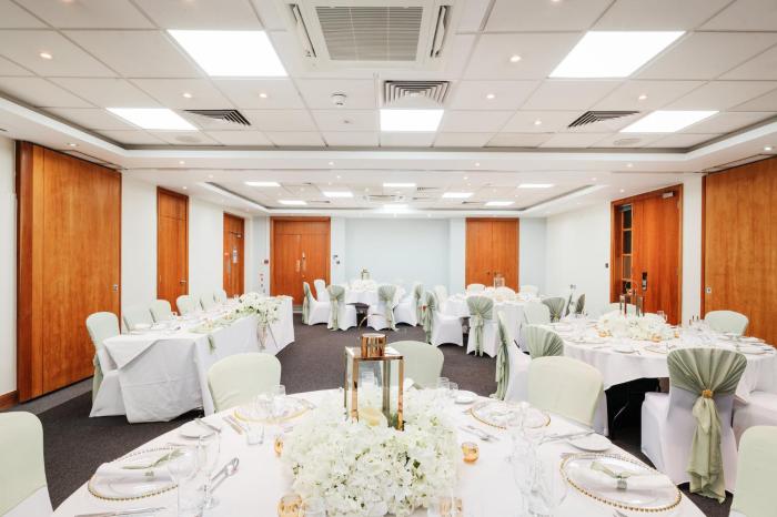 holiday inn rochester chatham by ihg