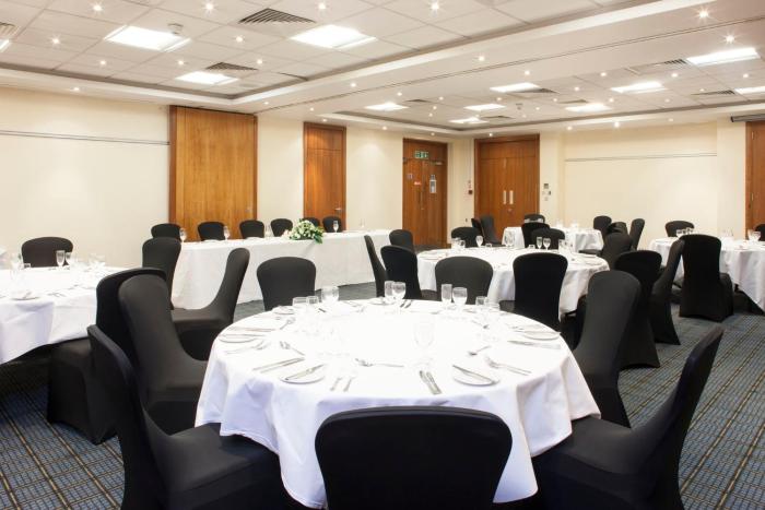 holiday inn rochester chatham by ihg