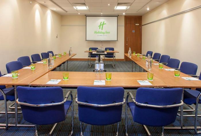 holiday inn rochester chatham by ihg