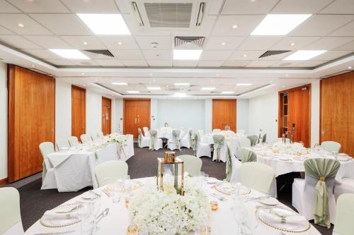 holiday inn rochester chatham by ihg