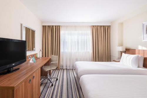 holiday inn rochester chatham by ihg
