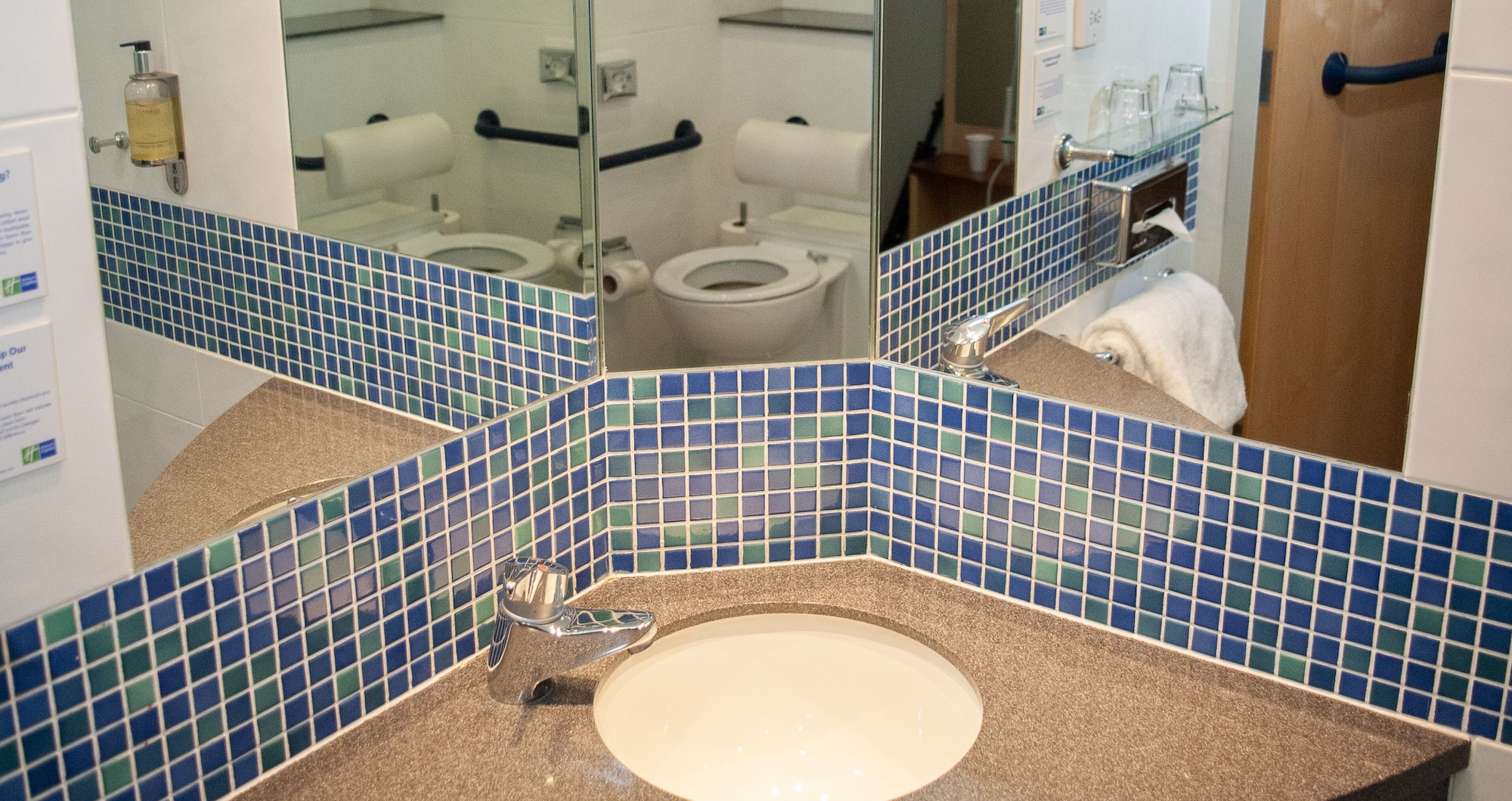holiday inn express folkestone channel tunnel by ihg