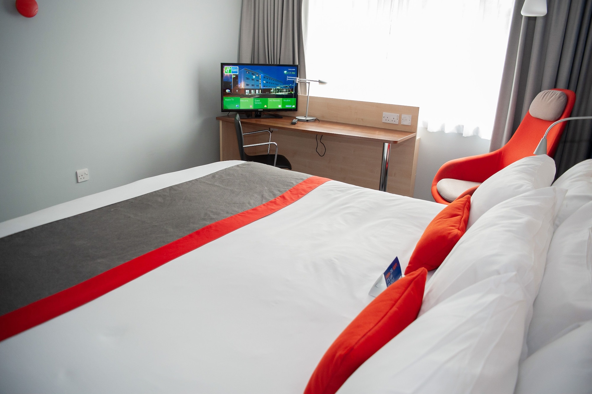 holiday inn express folkestone channel tunnel by ihg