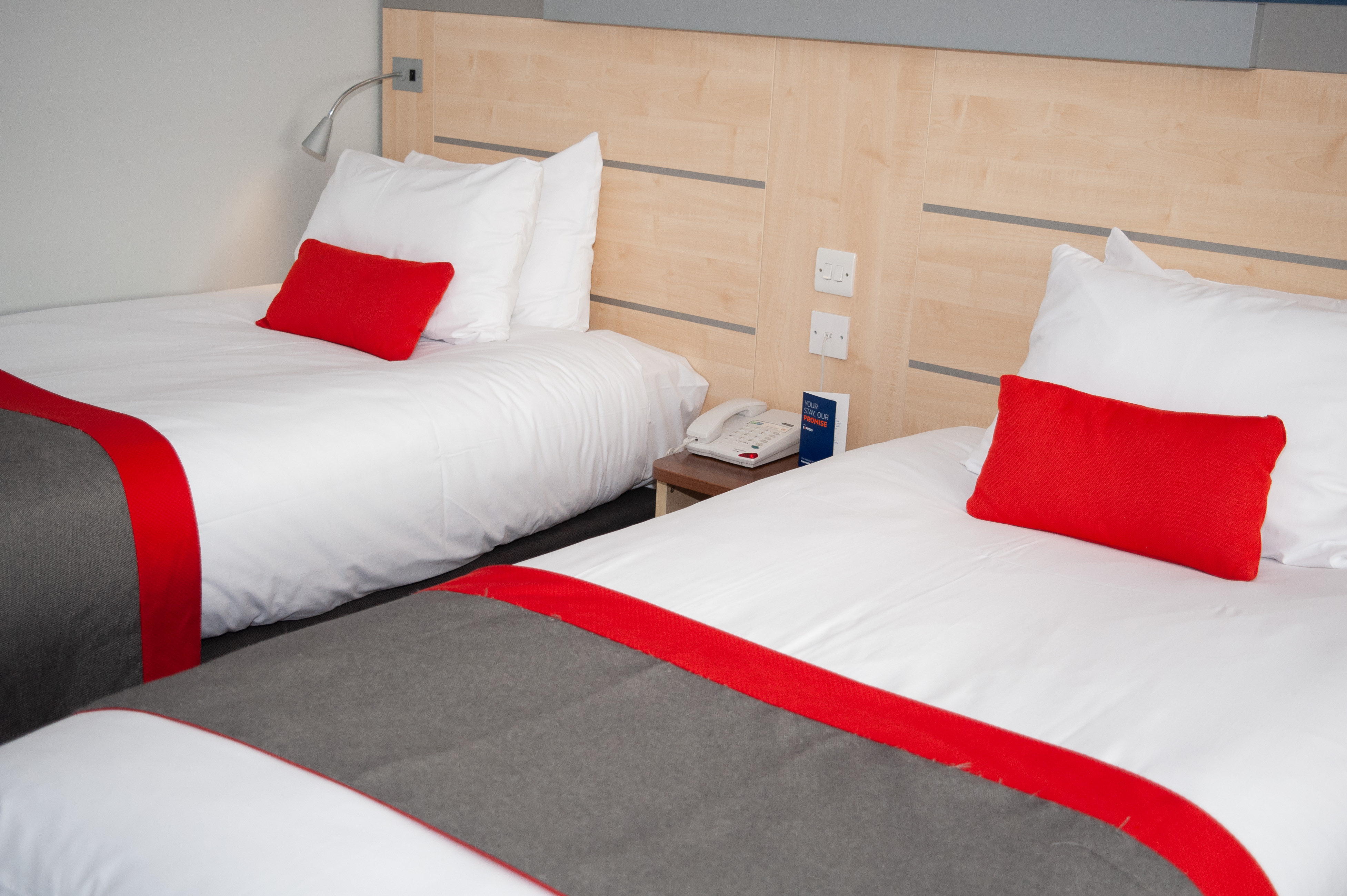 holiday inn express folkestone channel tunnel by ihg
