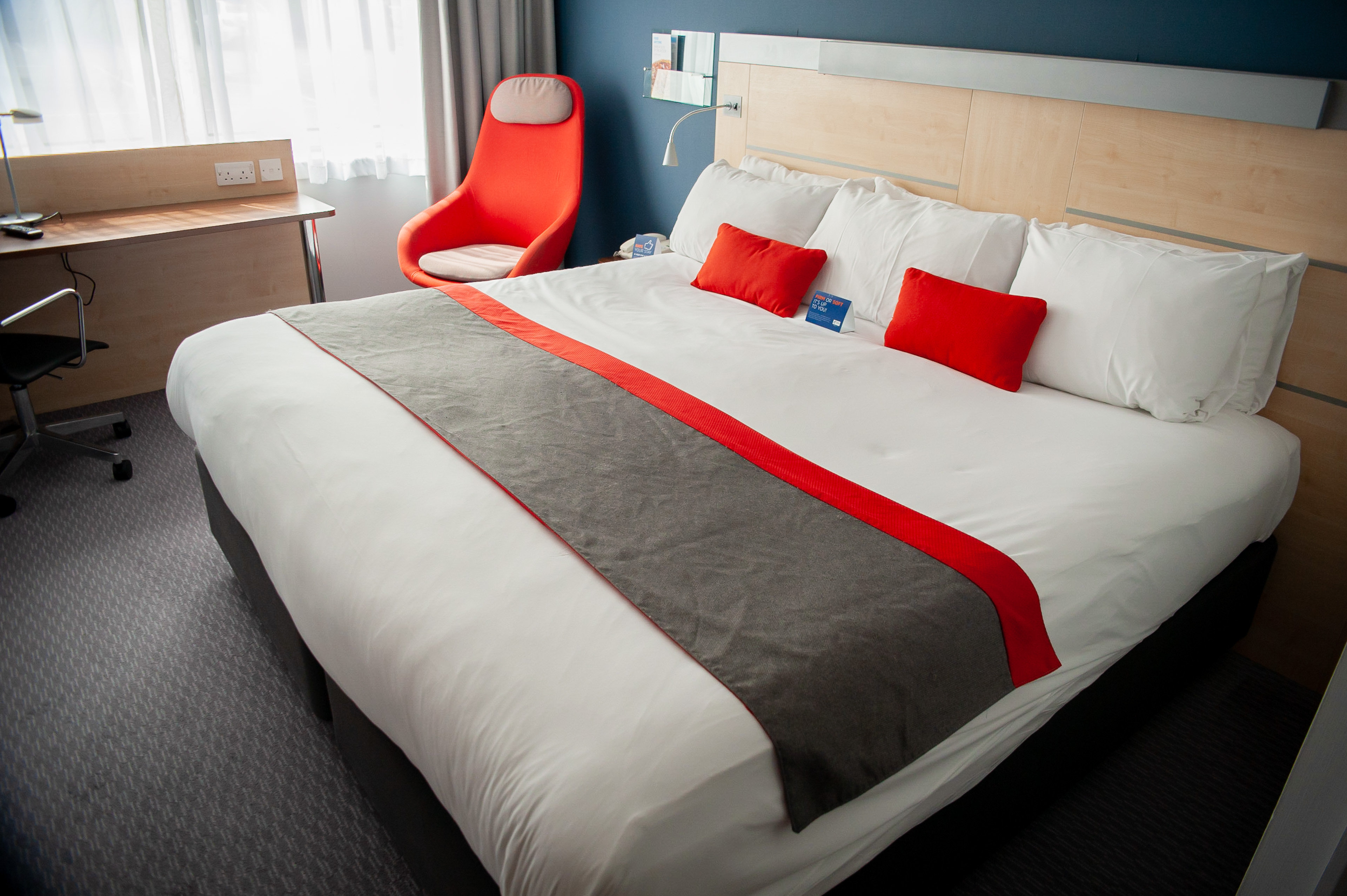 holiday inn express folkestone channel tunnel by ihg