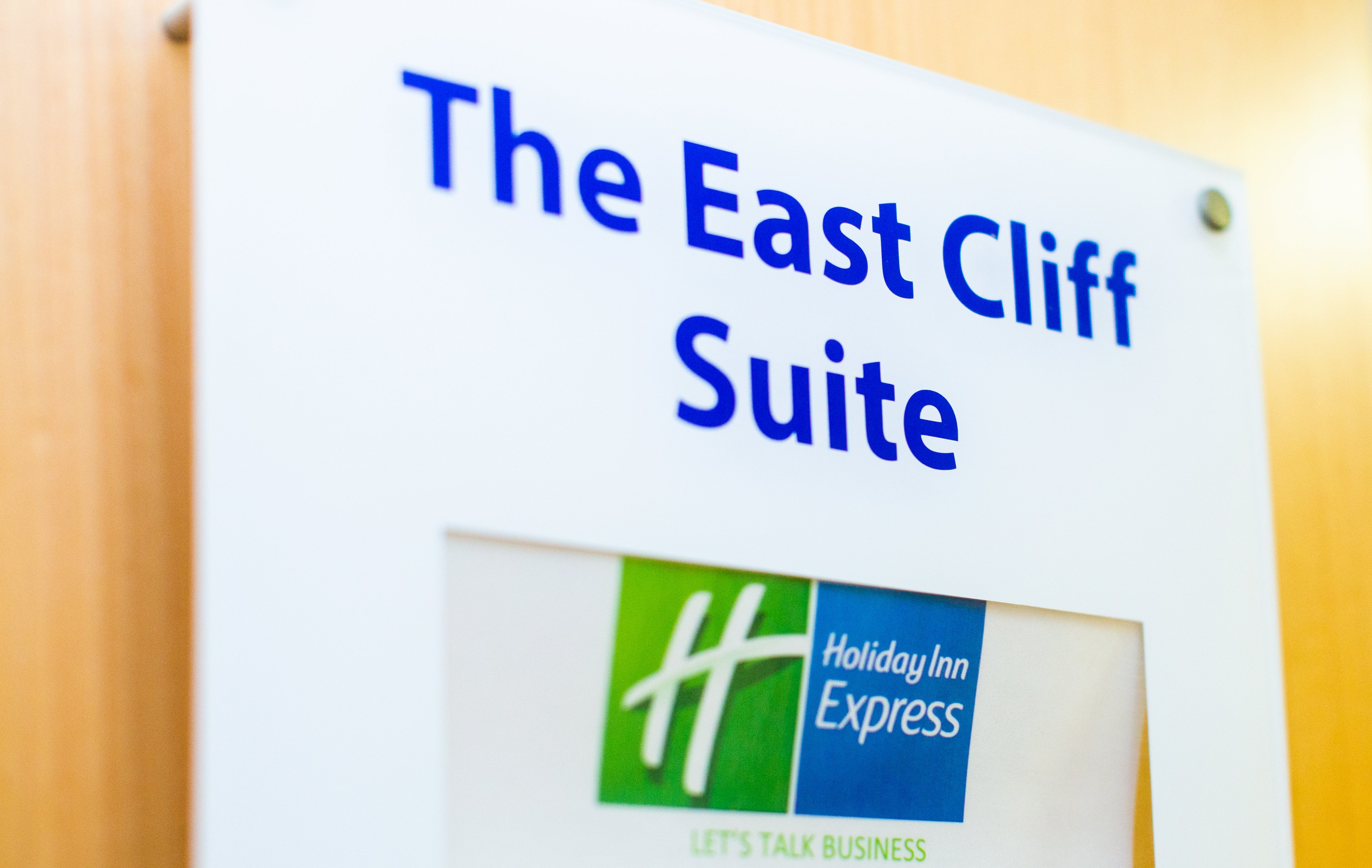 holiday inn express folkestone channel tunnel by ihg