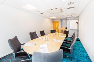 holiday inn express folkestone channel tunnel by ihg