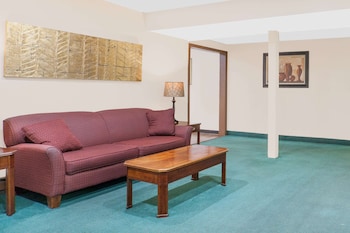 Super 8 By Wyndham Middletown,New York>>Middletown,3 star