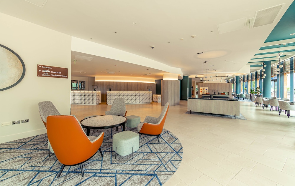 crowne plaza reading