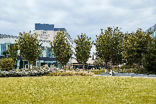 crowne plaza reading