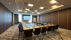 crowne plaza reading
